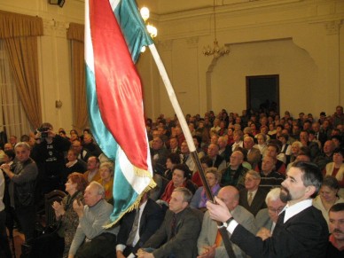 Polgári Kör - zászlóátadás